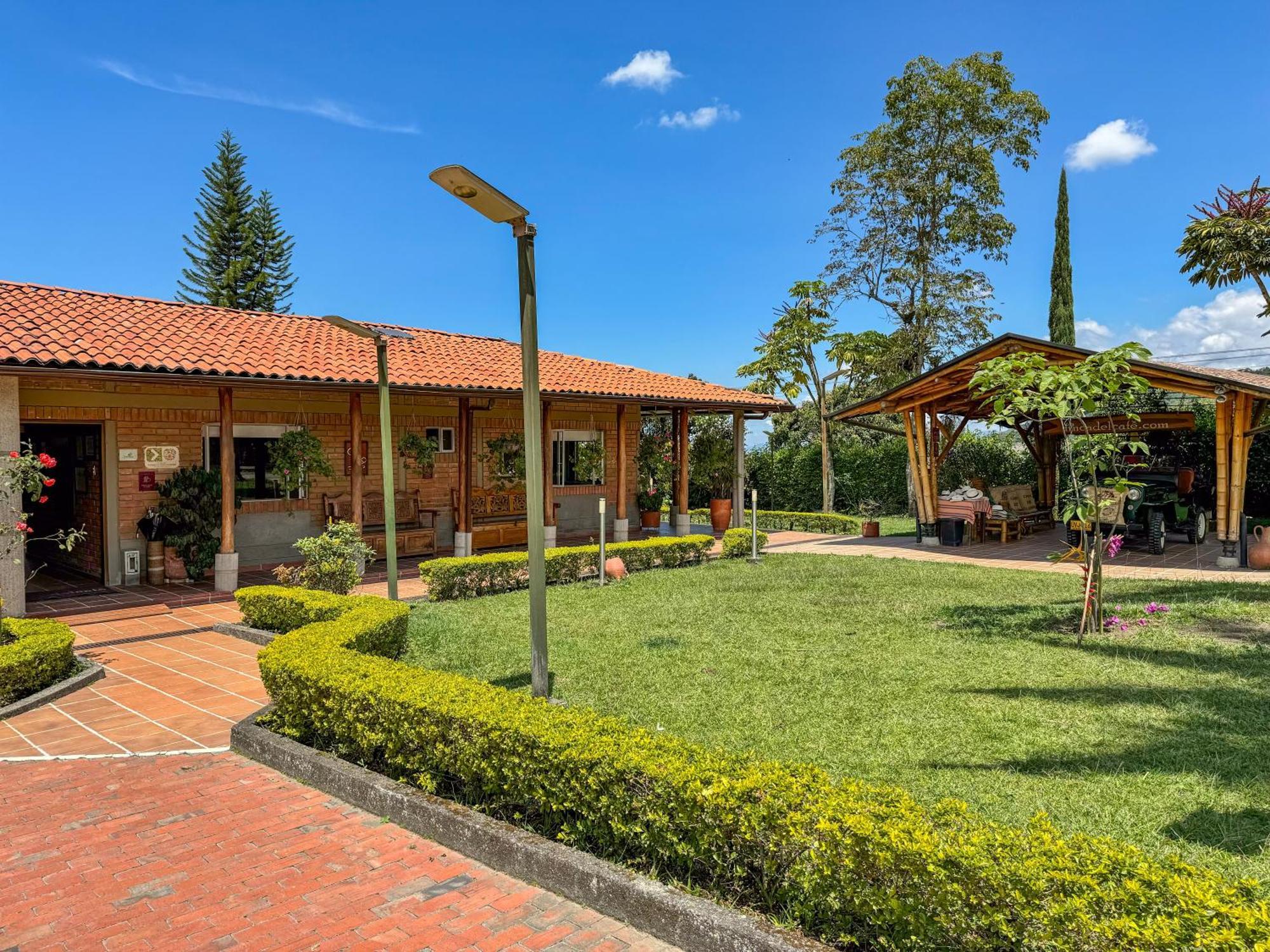 Finca Del Cafe - Casa Typica Санта-Роса-де-Кабаль Экстерьер фото